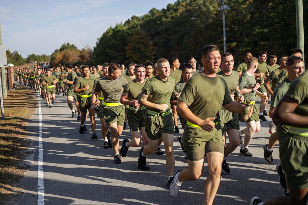 Marine Corps Combat Service Support Schools celebrates 248th birthday of the Marine Corps with motivational run