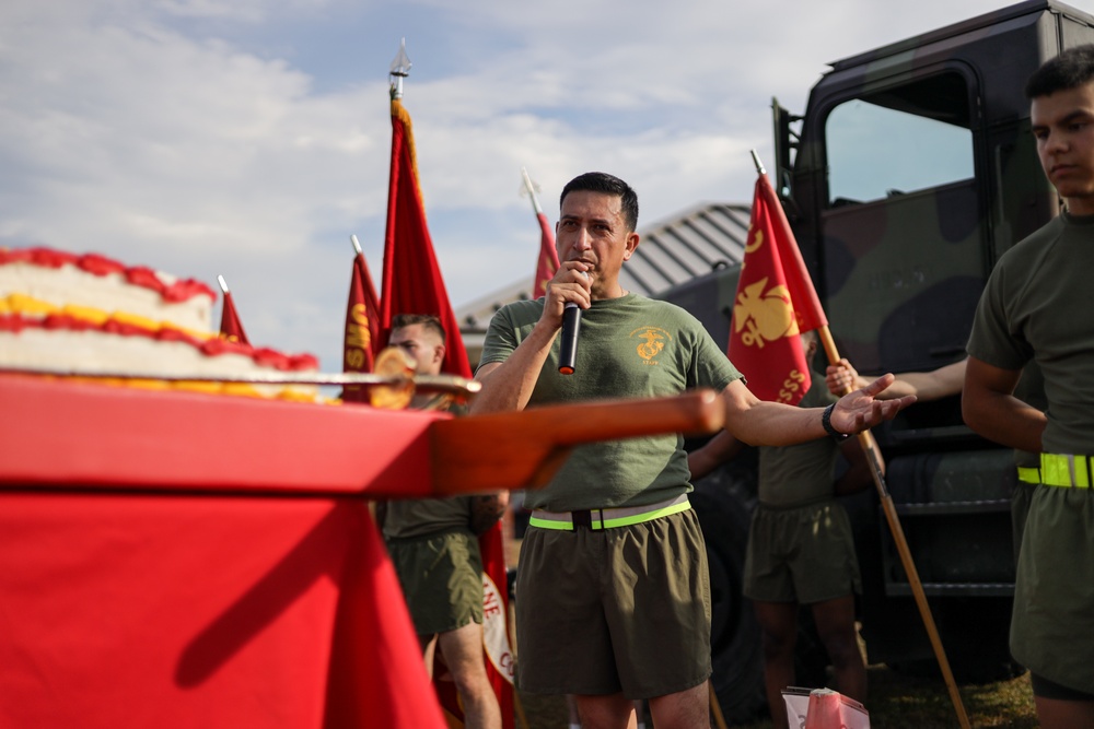 Marine Corps Combat Service Support Schools celebrates 248th birthday of the Marine Corps with motivational run