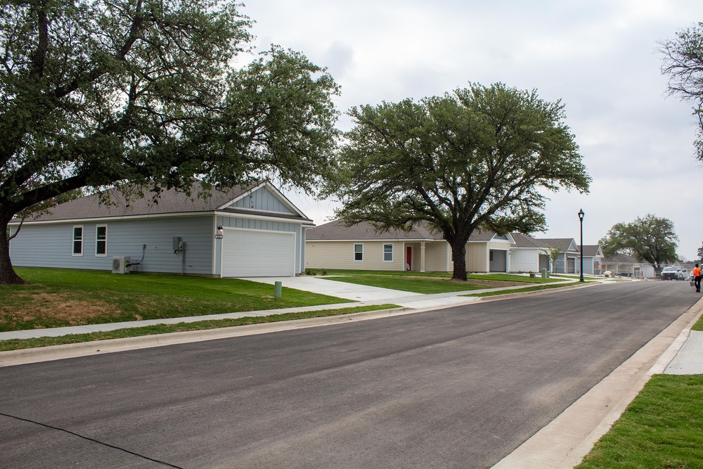 Cavalry Family Housing hands over keys to new home