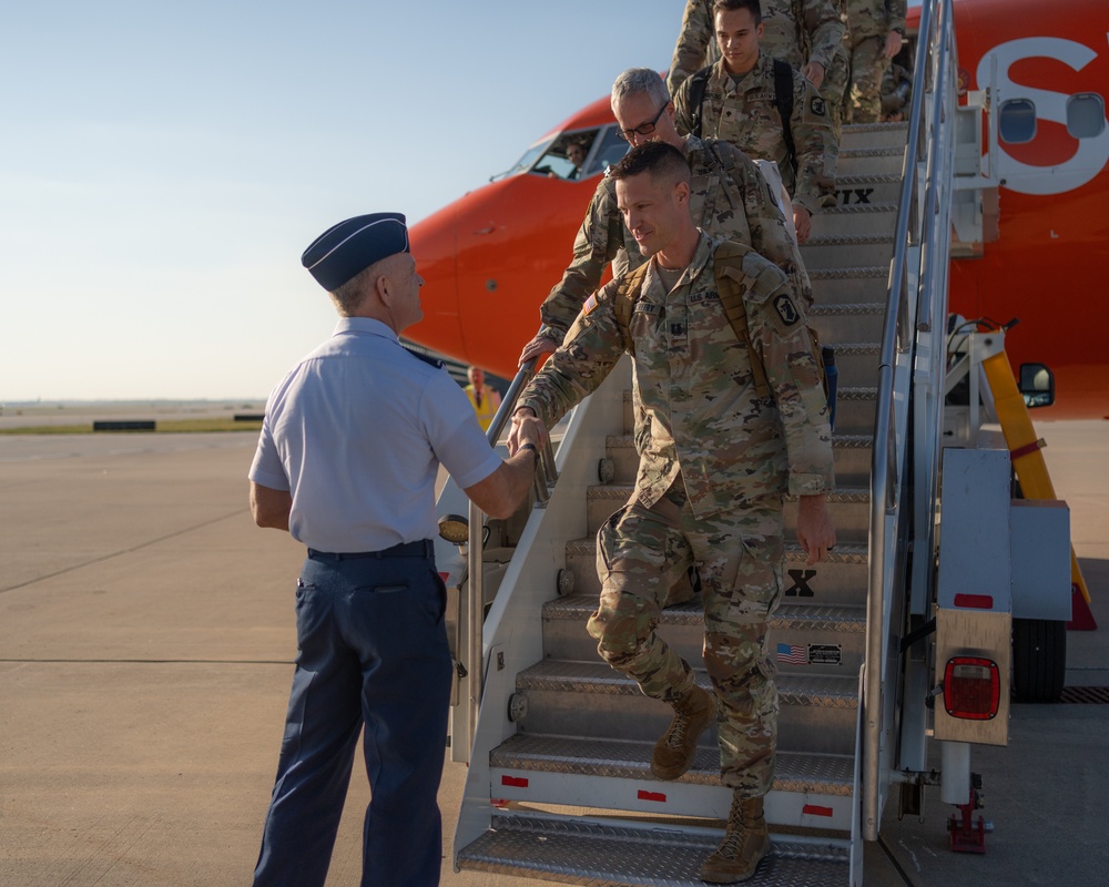 933rd Military Police Company Returns from Deployment