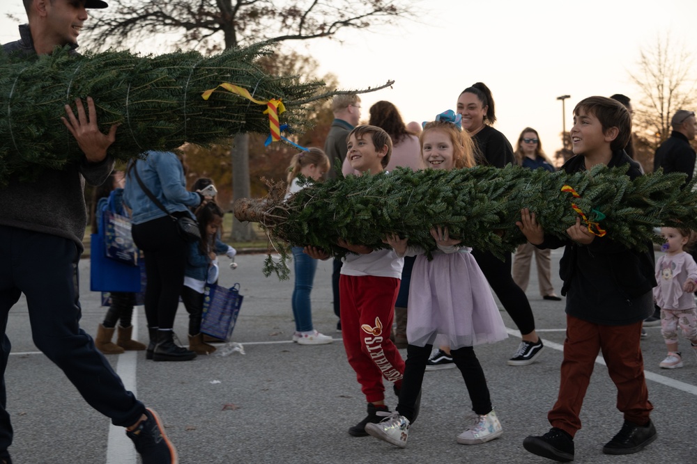 Capitol Christmas Tree arrives at Joint Base Andrews