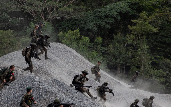 U.S. and Brazilian Soldiers Conduct Final Movements and Assault of SV24