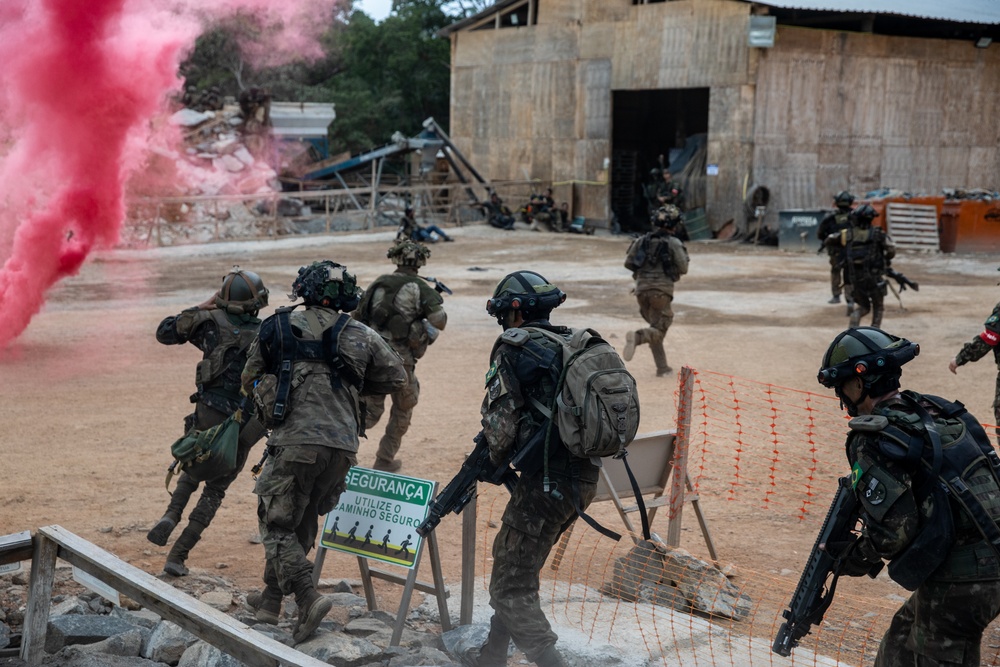 U.S. and Brazilian Soldiers Conduct Final Movements and Assault of SV24