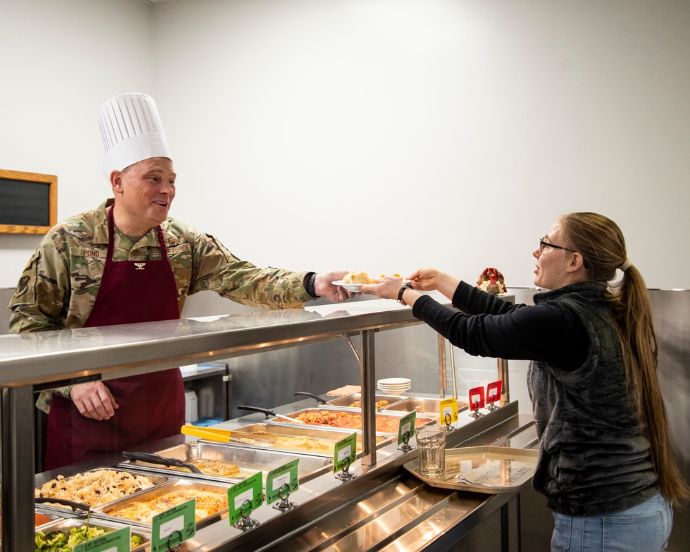 88th Air Base Wing Leaders Serve Holiday Meals at DFAC