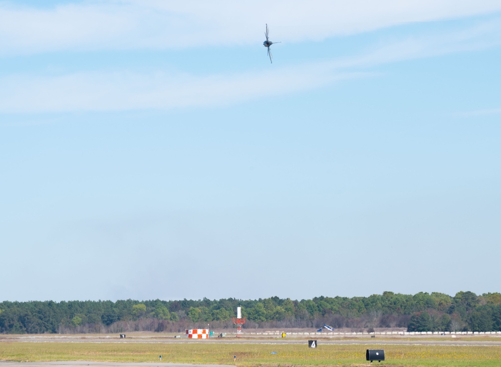 F-16 Viper Demonstration Team Practice