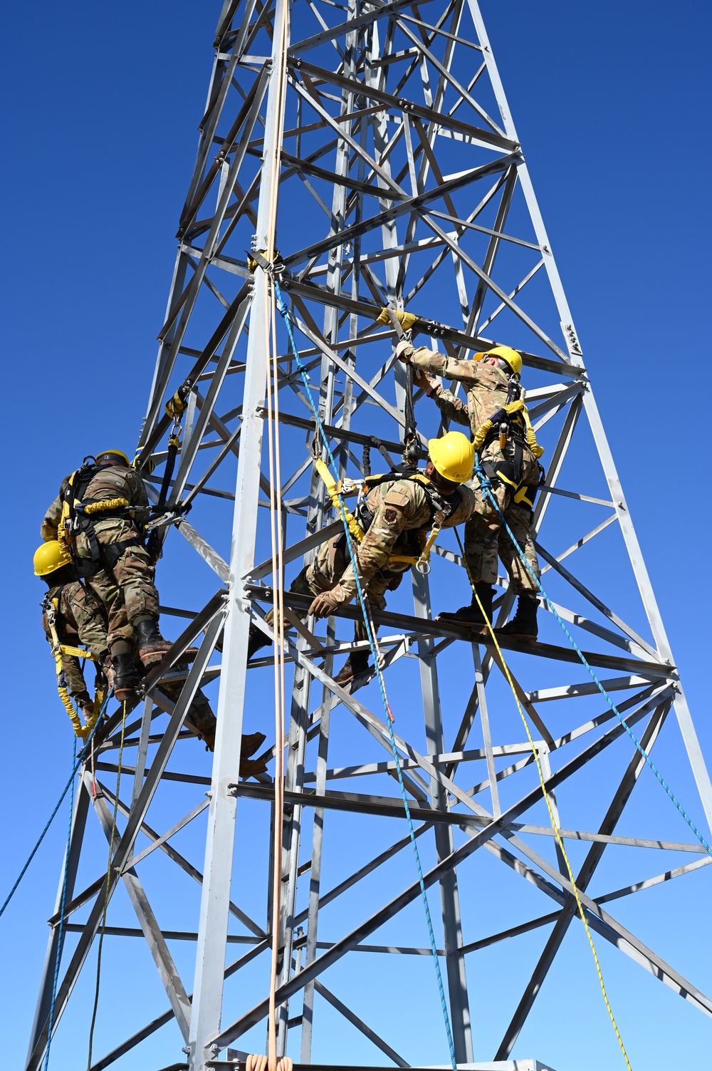 364th Training Squadron: telecommunications cable and antennas course