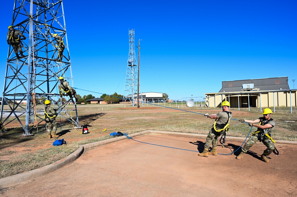 364th Training Squadron: telecommunications cable and antennas course