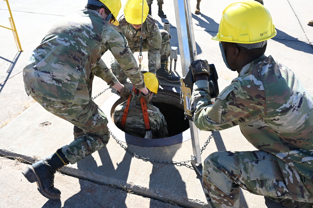 364th Training Squadron: telecommunications cable and antennas course