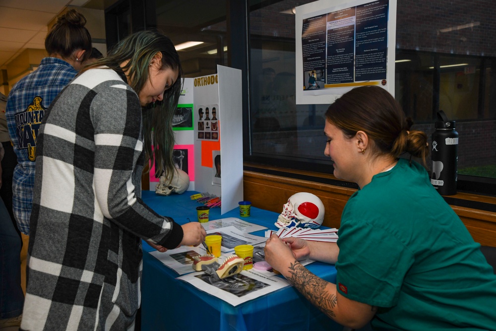 Naval Medical Center Camp Lejeune hosts STEM fair for 6 area high schools