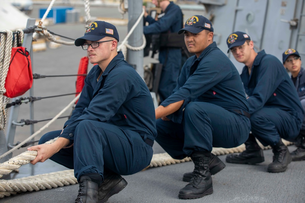 USS William P. Lawrence Sea-and-Anchor Evolution