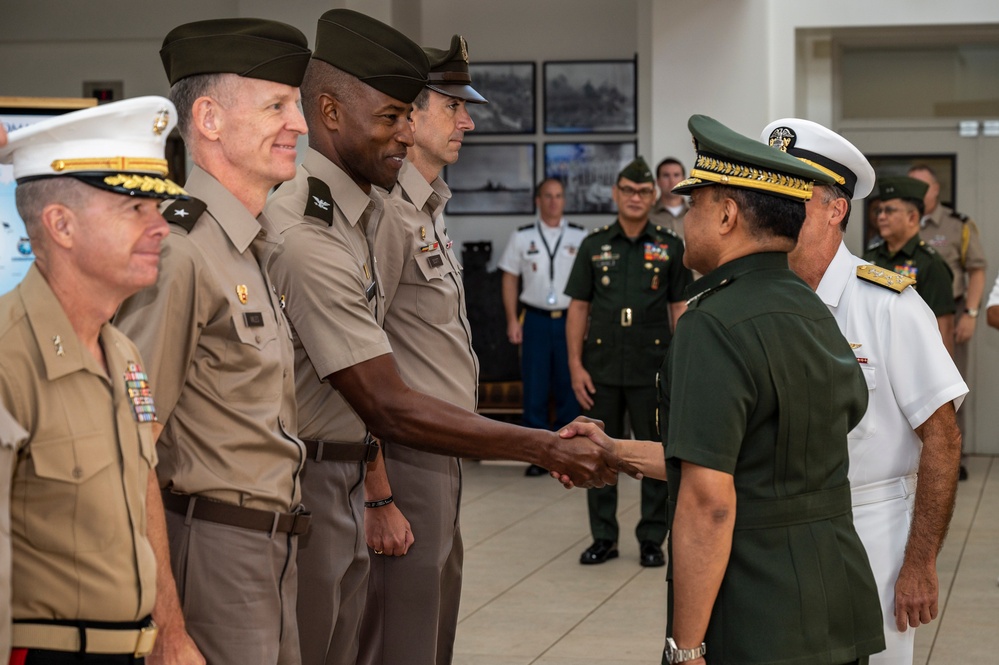 USINDOPACOM welcomes Armed Forces of the Philippines Chief of Staff