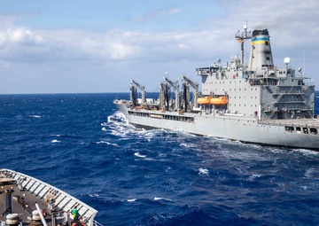 USS Antietam (CG 54) Receives Fuel From the USNS Yukon (T-AO 202)