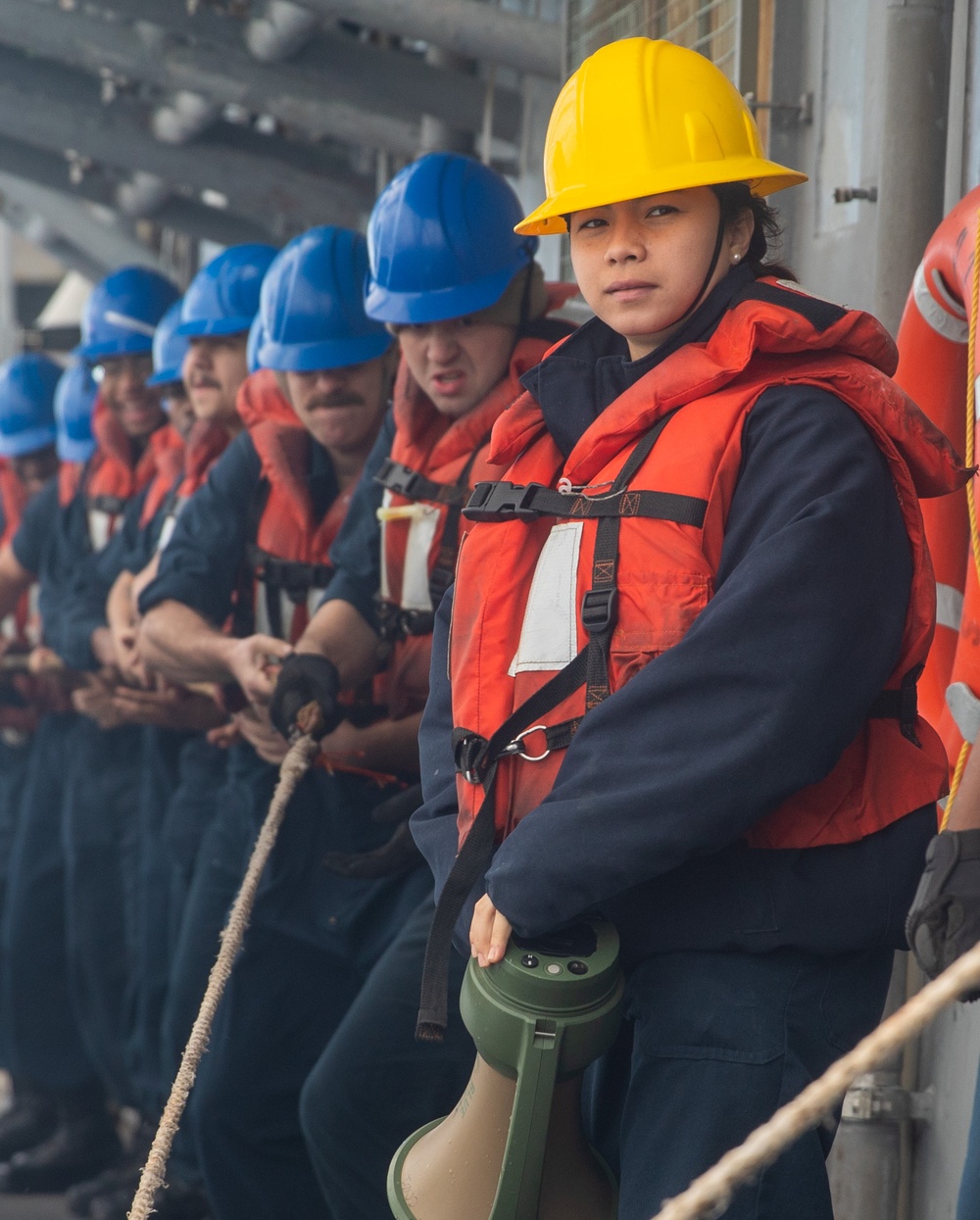 USS Antietam (CG 54) Receives Fuel From the USNS Yukon (T-AO 202)