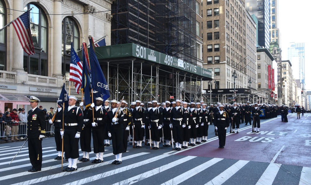 What are 3 ways veterans day is celebrated