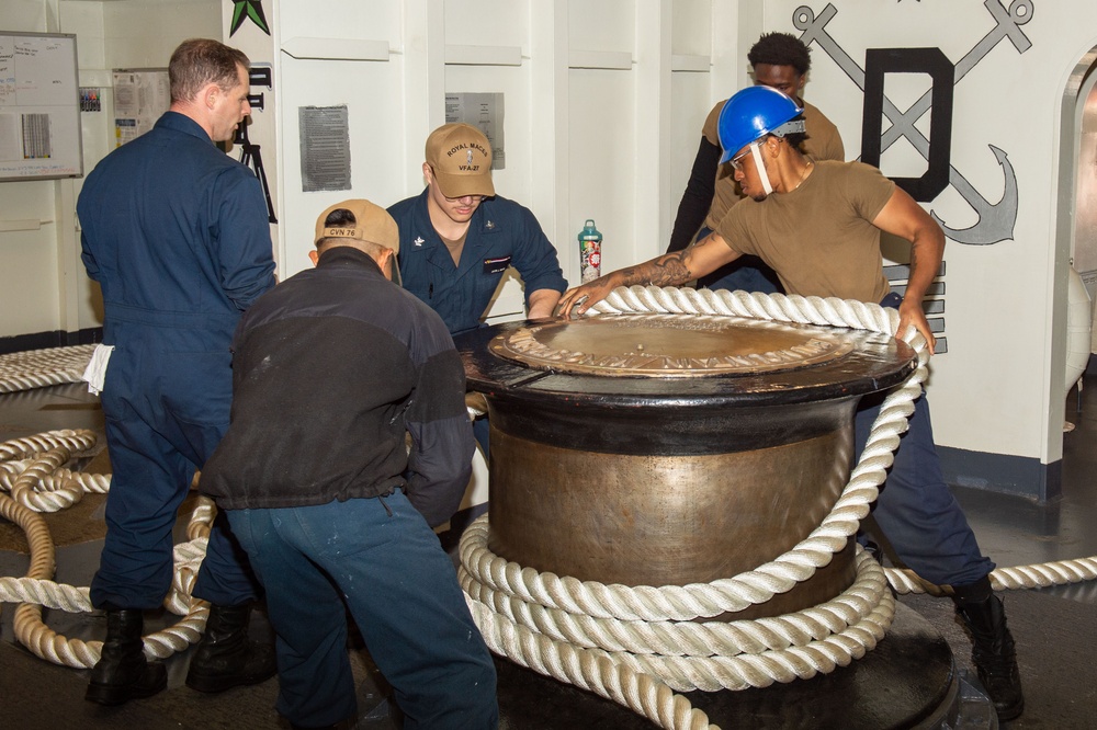 USS Ronald Reagan (CVN 76) returns to Yokosuka, Japan