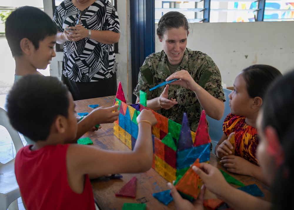 Pacific Partnership 2023: PP23 Engages with Local Children at STEM and Concert Event.