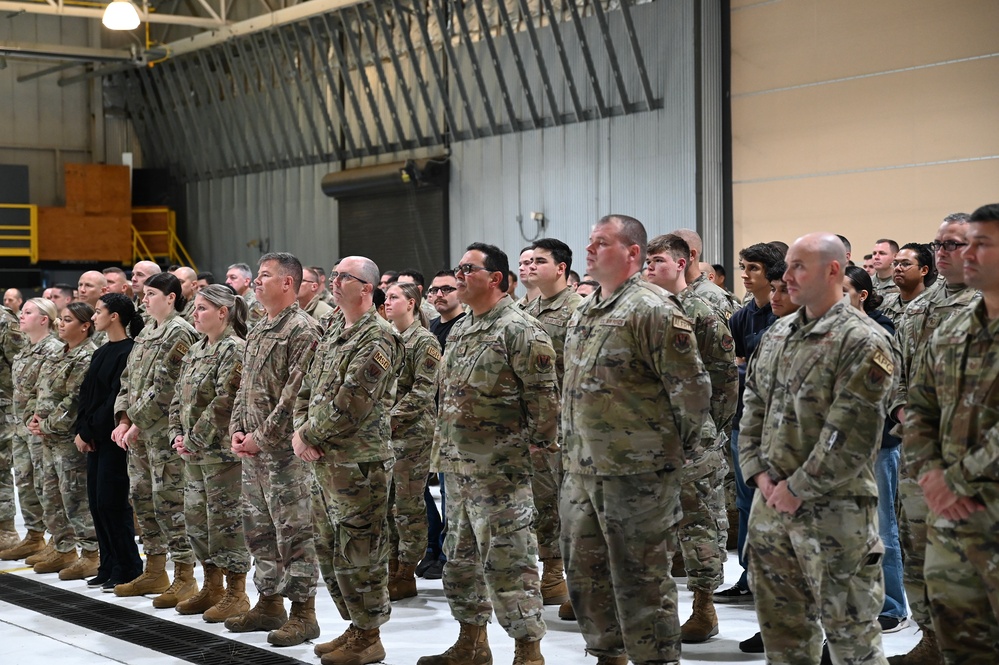 Command Chief Williams visits the 177th Fighter Wing