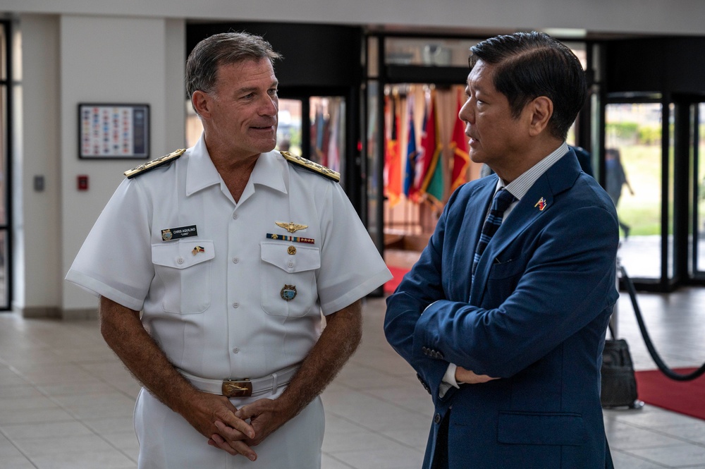 Philippine President R. Marcos Jr. tours USINDOPACOM and JBPHH