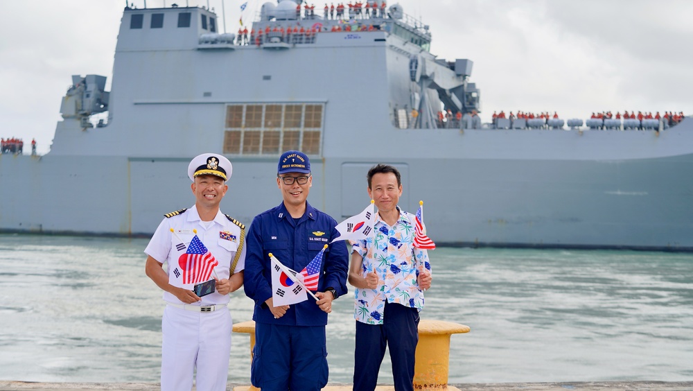 U.S. Coast Guard meets with Republic of Korea navy counterparts