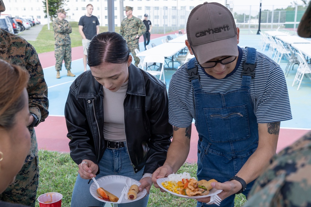 Camp Courtney hosts Thanksgiving at the Barracks