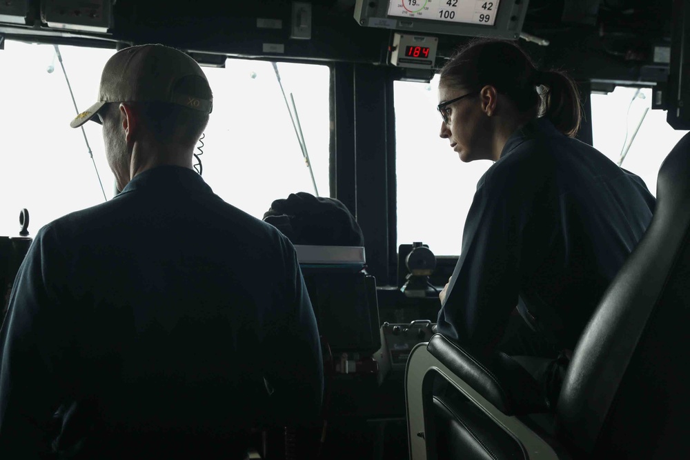 USS Thomas Hudner Conduct Sea and Anchor Operations