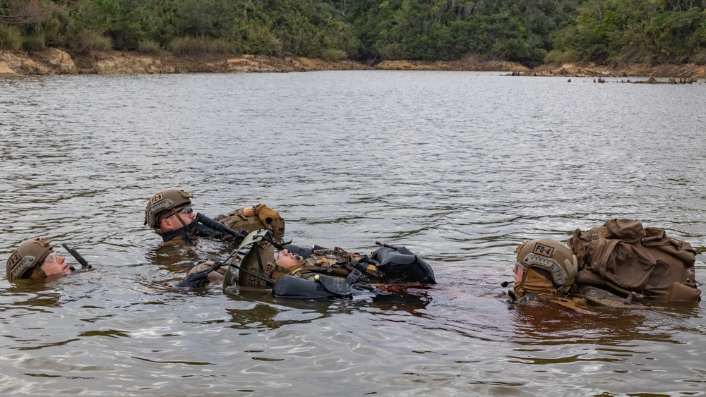 31st MEU Maritime Raid Force Conducts Amphibious Raid Exercise