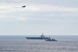 JMSDF Sails With USS Carl Vinson [Image 1 of 12]