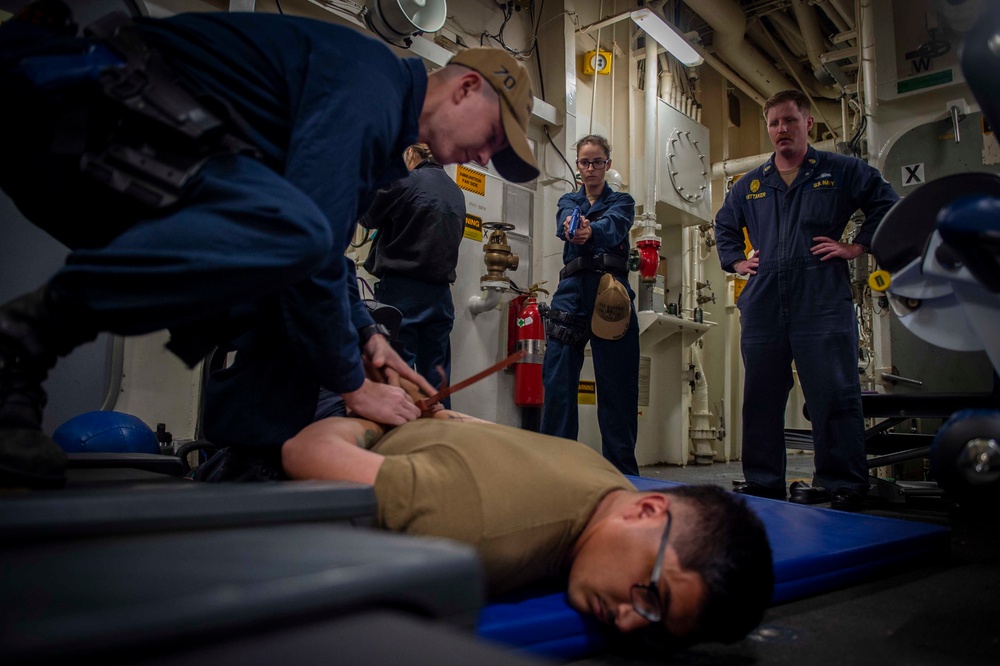 USS Hopper (DDG 70) Sailors Conducts Basic Security Force Training in the Pacific Ocean