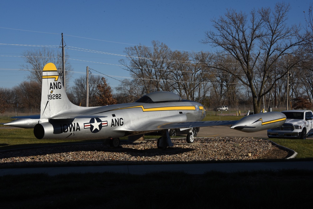 Lockheed T-33