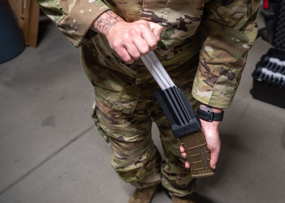 A Viper Innovation Cell and CATM Collab - Shaw AFB Implements 3-D Printed M-4 Magazine Speed Loading Ram