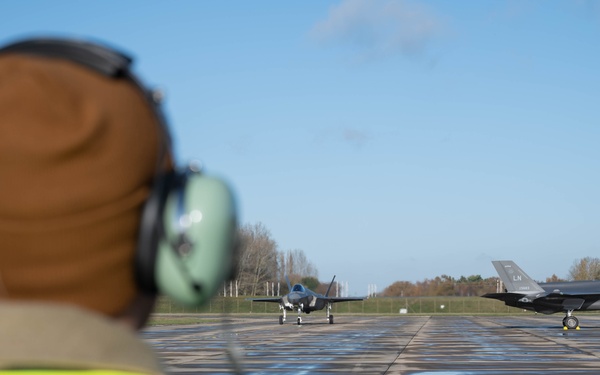 435th CRS Hot Pit Training