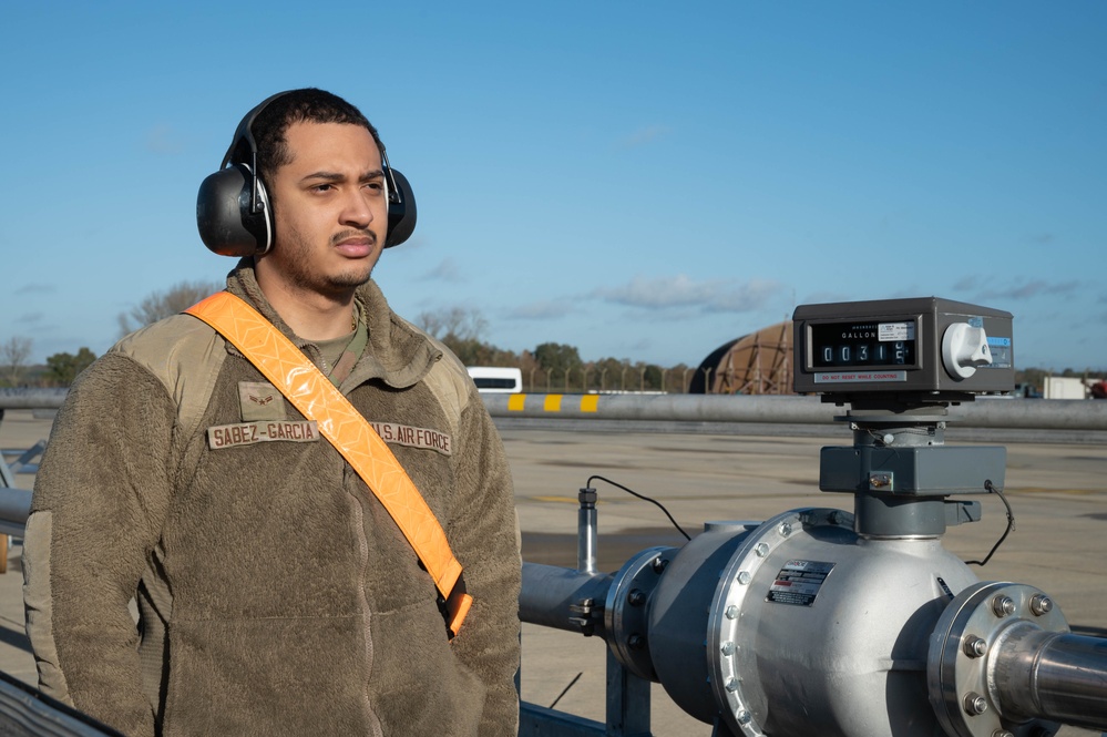 435th CRS Hot Pit Training