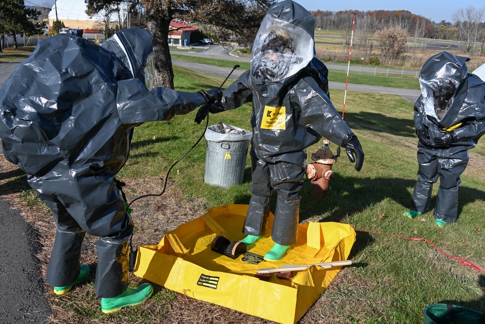 10th Mountain Division Soldiers train with New York National Guard Civil Support Team