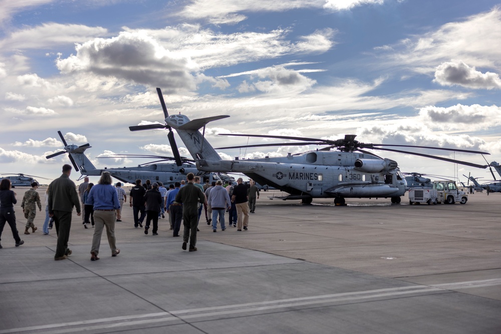 MUOS Digital Interoperability: Marines and Guardians Demonstrate Satellite Capabilities