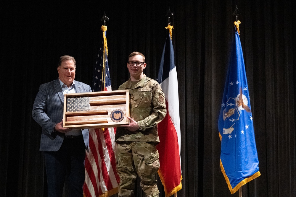 136th Airlift Wing 'Texan' named USO National Guardsman of the Year