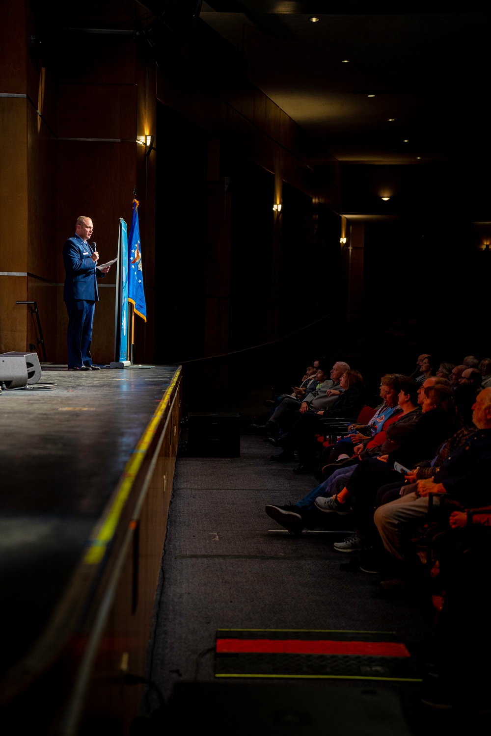 377 ABW commander speaks at Airmen of Note concert