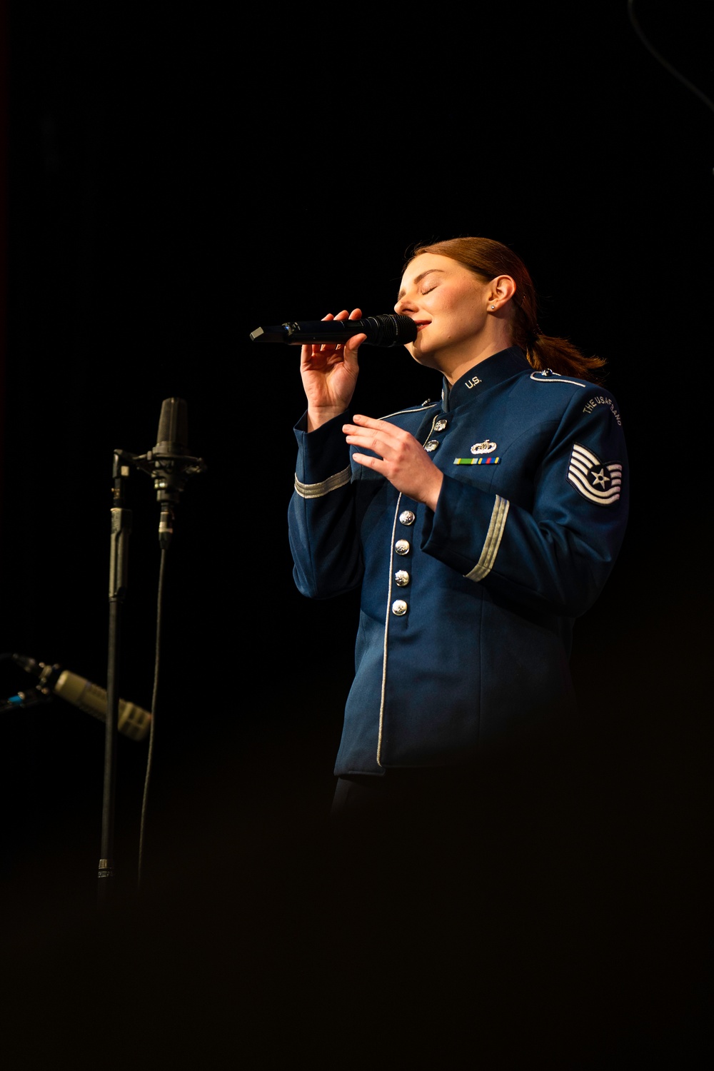 377 ABW commander speaks at Airmen of Note concert