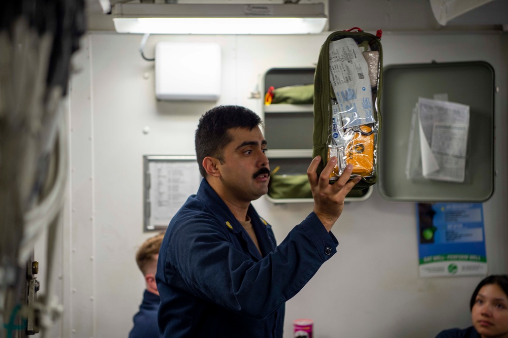 USS Kidd (DDG 100) Sailors Train Tactical Combat Causality Care (TCCC)