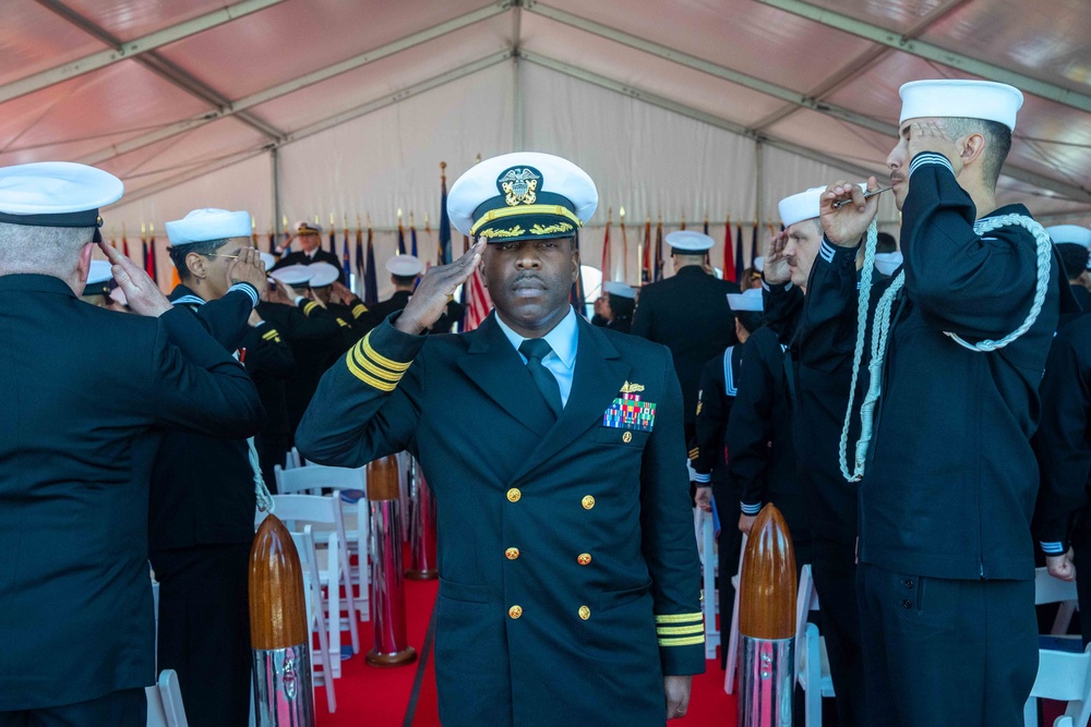 USS Higgins (DDG 76) Change of Command Ceremony