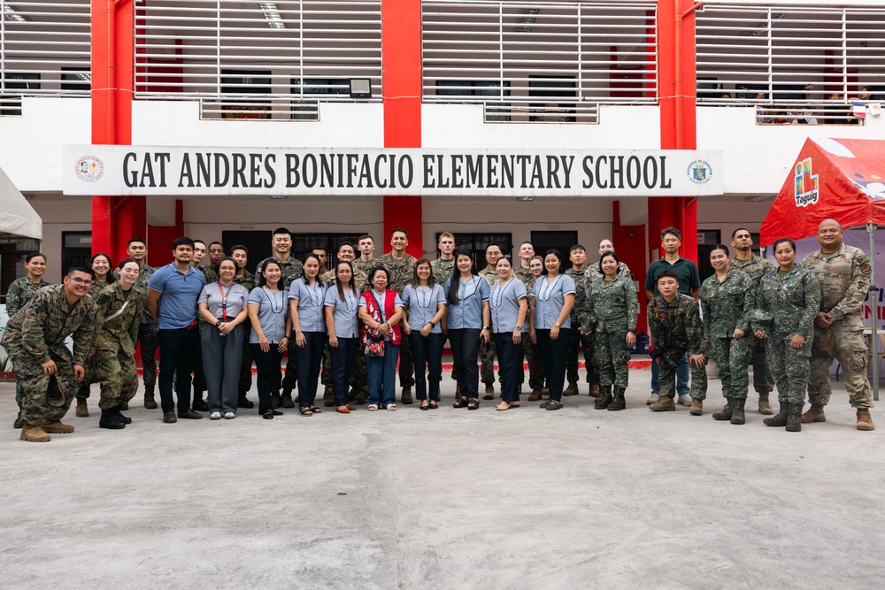 MRF-SEA, PMC, ROKMC, JGSDF, visit local school children