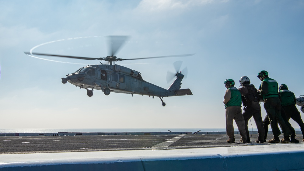 15th MEU Lifts Off