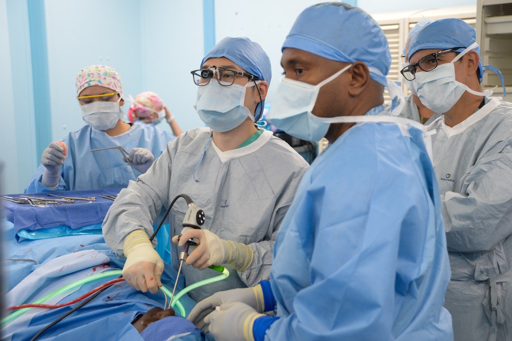 DVIDS Images Pacific Partnership 2024 1 Surgery Aboard USNS Mercy   1000w Q95 