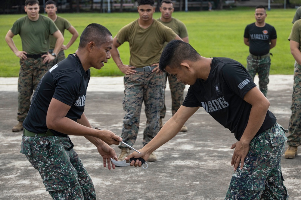 KAMANDAG 7: PMC conduct Pekiti-Tirsia Kal