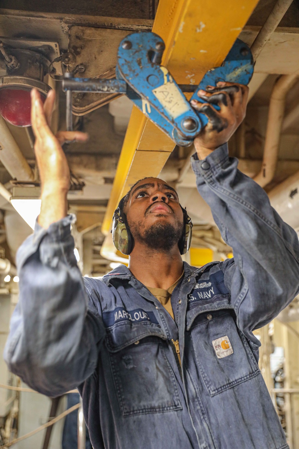 USS Carter Hall (LSD 50) Conducts Maintenance Repairs, Nov. 14, 2023