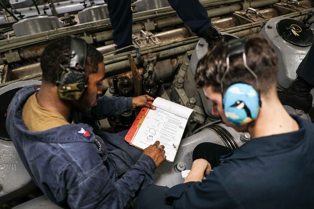 USS Carter Hall (LSD 50) Conducts Maintenance Repairs, Nov. 14, 2023