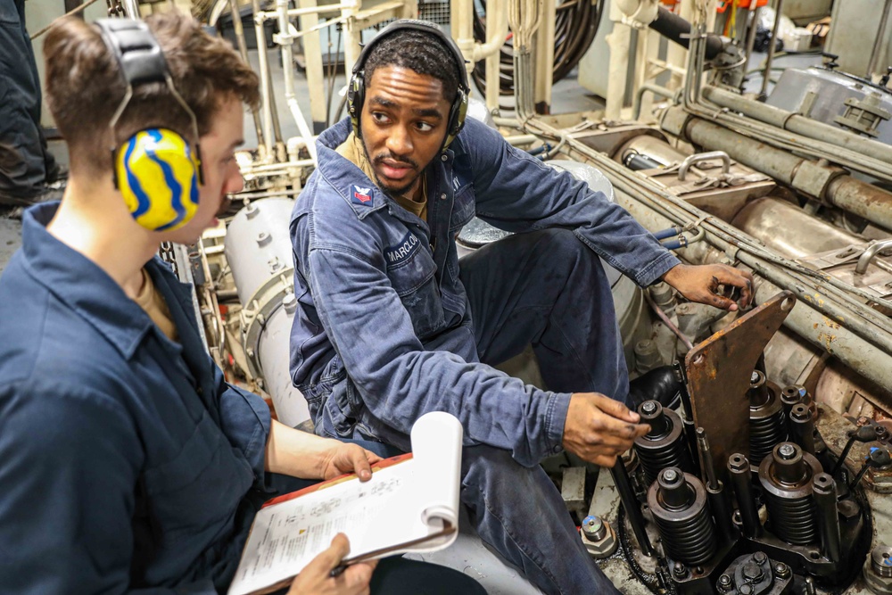 USS Carter Hall (LSD 50) Conducts Maintenance Repairs, Nov. 14, 2023