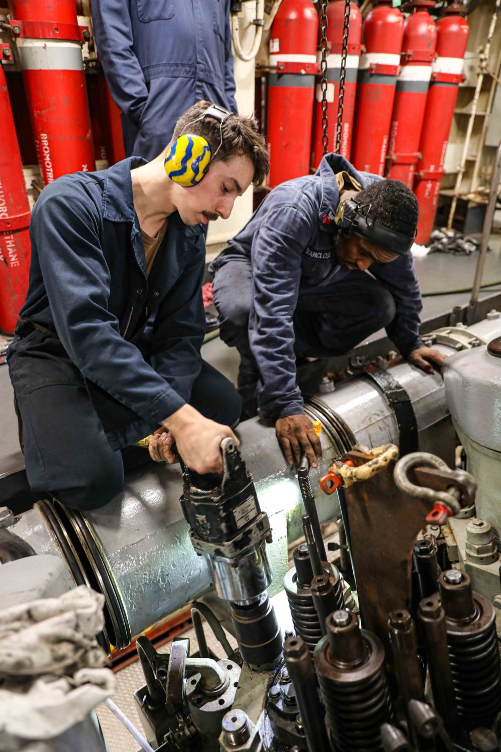 USS Carter Hall (LSD 50) Conducts Maintenance Repairs, Nov. 14, 2023