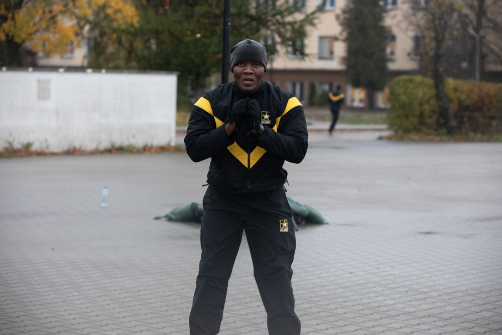 Powidz US Soldiers celebrate Marne's Birthday with a physical fitness competition