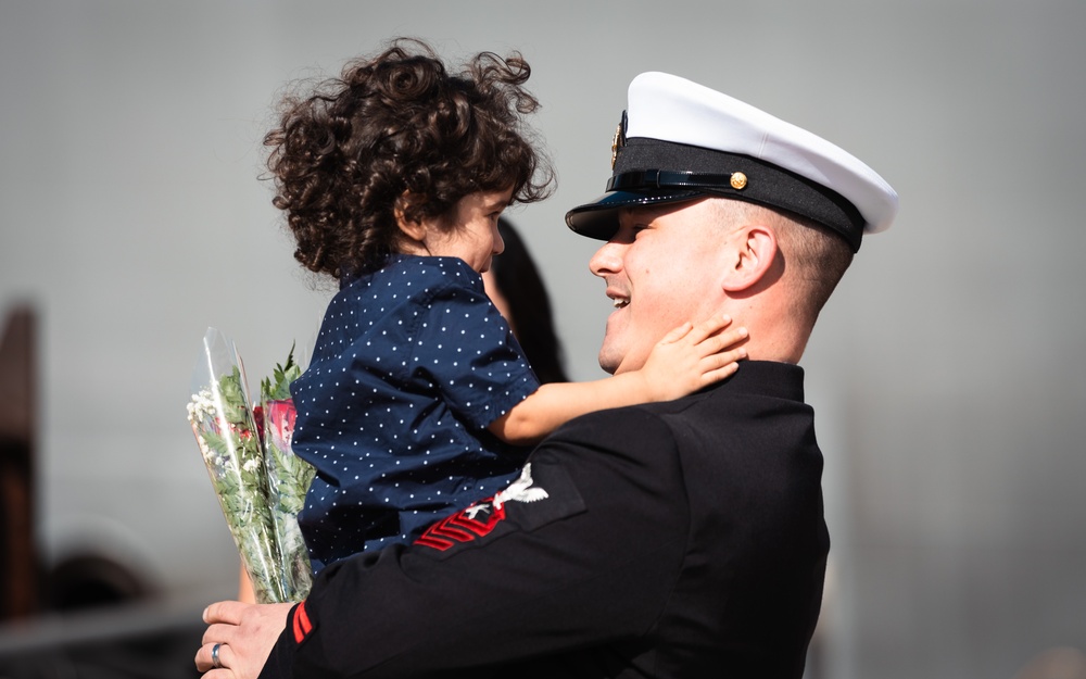 USS MARINETTE (LCS 25) Arrives in Mayport