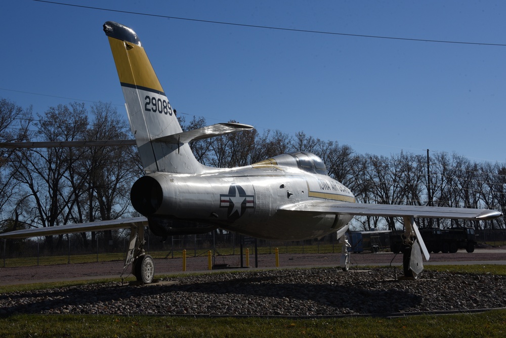 F-84F Thunderstreak